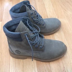 Unused Size 7, gray, Timberland boots